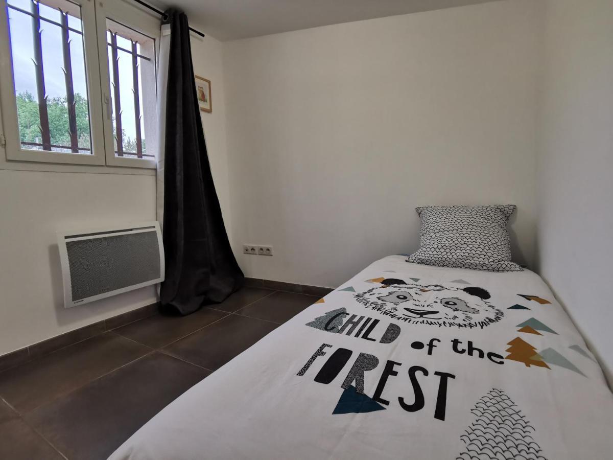 Maison De Vacances L'Hote Champetre Campagne Arlesienne Exteriér fotografie