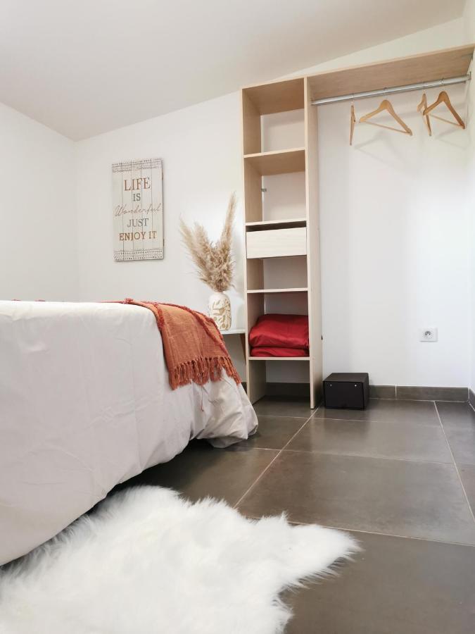 Maison De Vacances L'Hote Champetre Campagne Arlesienne Exteriér fotografie